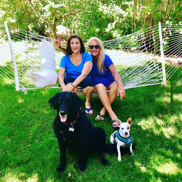 Meet your Posher, Dawn POSH AMBASSADOR/TOP RATED - Picture 15 of 16